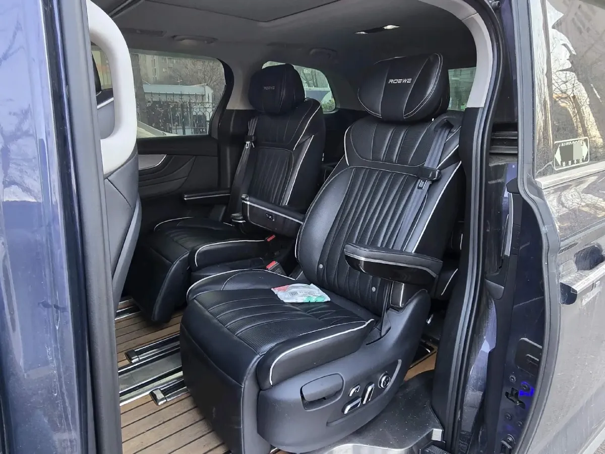 2021 Roewe iMAX8 2.0T 234HP L4 8AT,autocango,china used car exporter,china ev exporter,chinese used car exporter,chinese used ev exporter