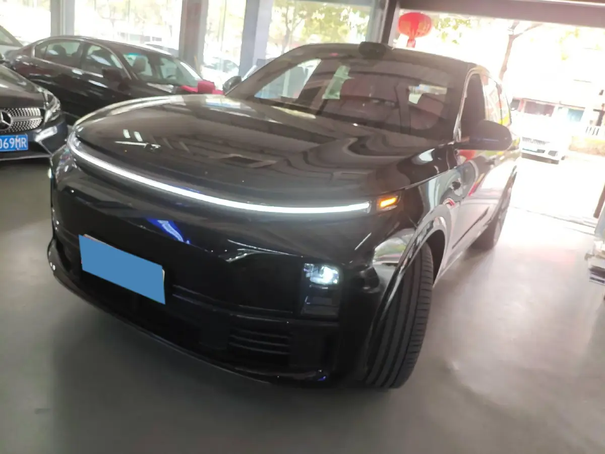 2024 Li L8 Range Extended 154HP REEV 52.3KWH