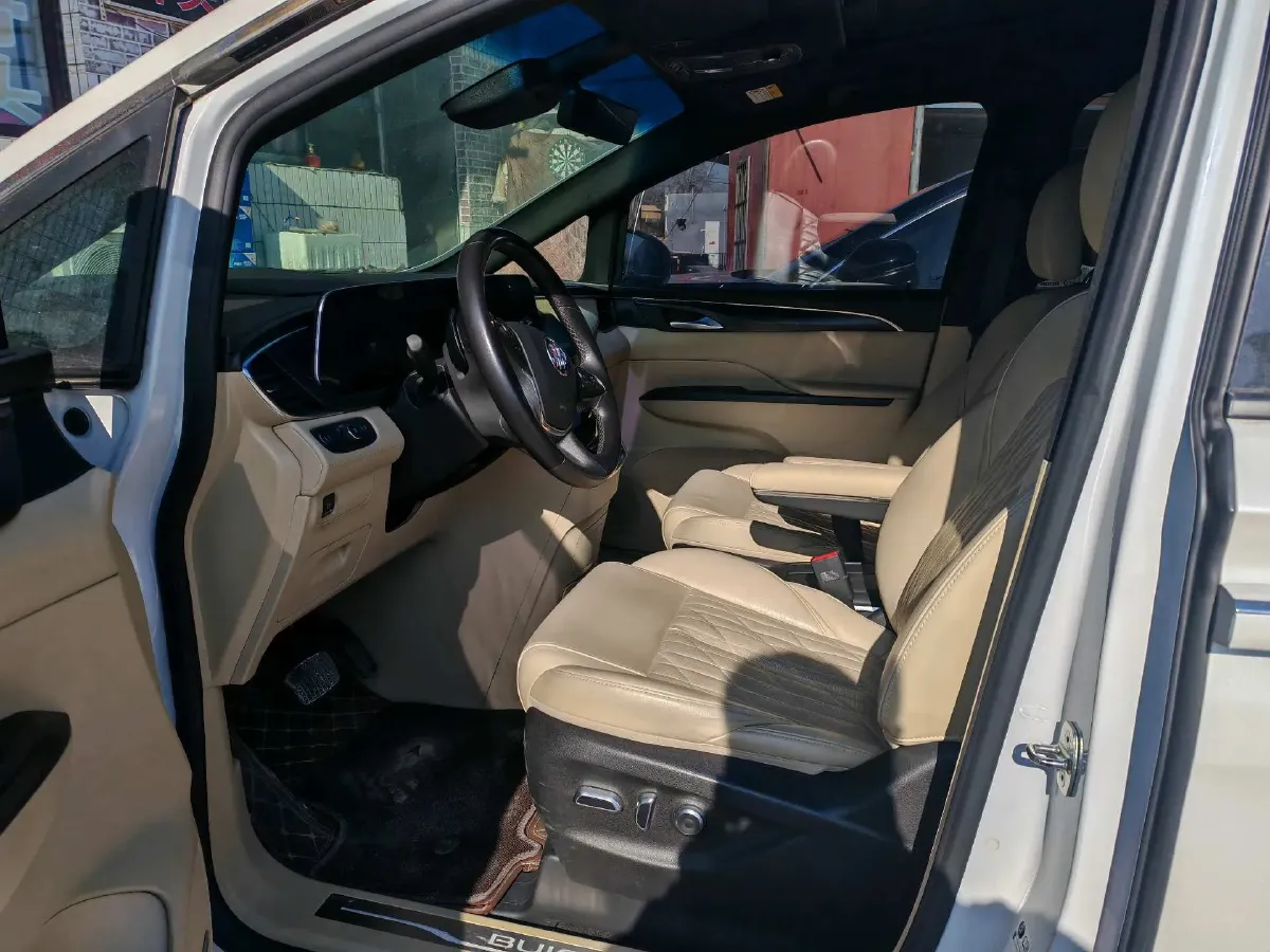 2023 Buick GL8 2.0T 237HP L4 9AT,autocango,china used car exporter,china ev exporter,chinese used car exporter,chinese used ev exporter