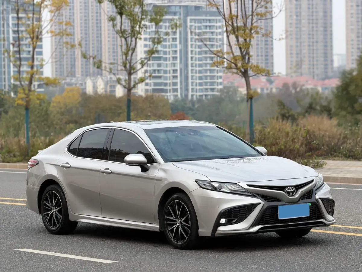 2023 Toyota Camry 2.0L 177HP L4 CVT,autocango,china used car exporter,china ev exporter,chinese used car exporter,chinese used ev exporter