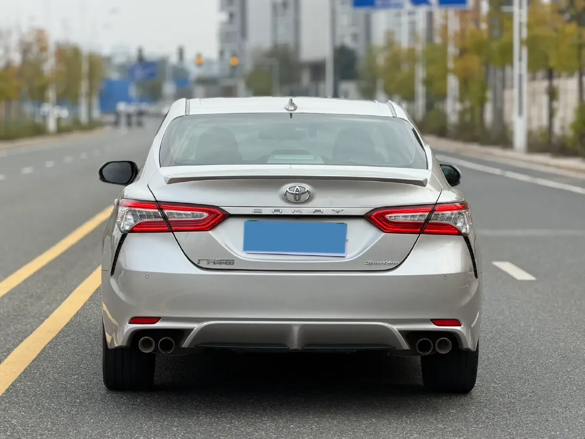 2023 Toyota Camry 2.0L 177HP L4 CVT,autocango,china used car exporter,china ev exporter,chinese used car exporter,chinese used ev exporter