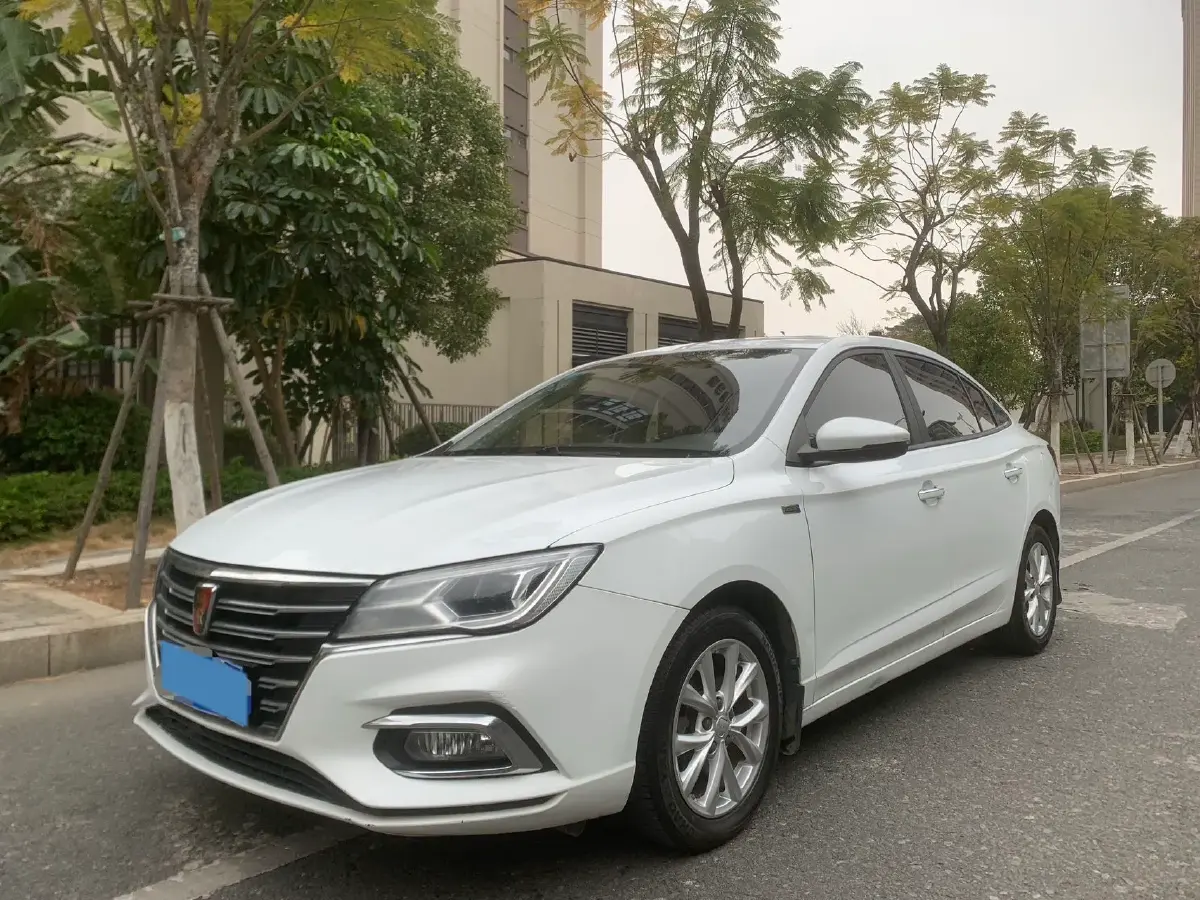2019 Roewe i5 1.5L 120HP L4 CVT