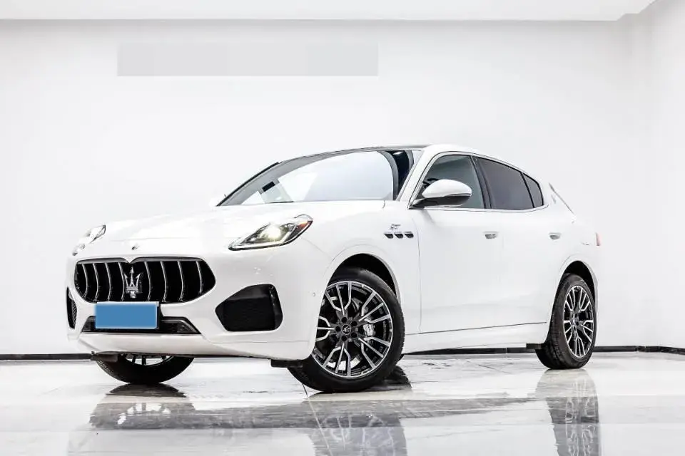 2022 Maserati Levante 2.0T 330HP L4 8AT