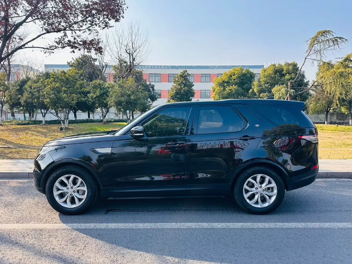 2020 Land Rover Discovery 3.0T 340HP V6 8AT,autocango,china used car exporter,china ev exporter,chinese used car exporter,chinese used ev exporter