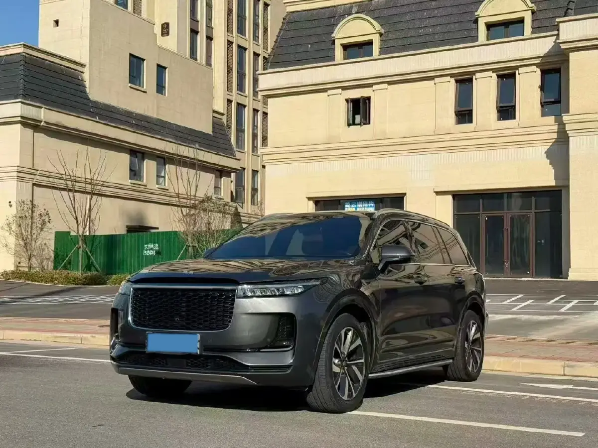 2021 Li ONE Range Extended 131HP REEV 40.5KWH