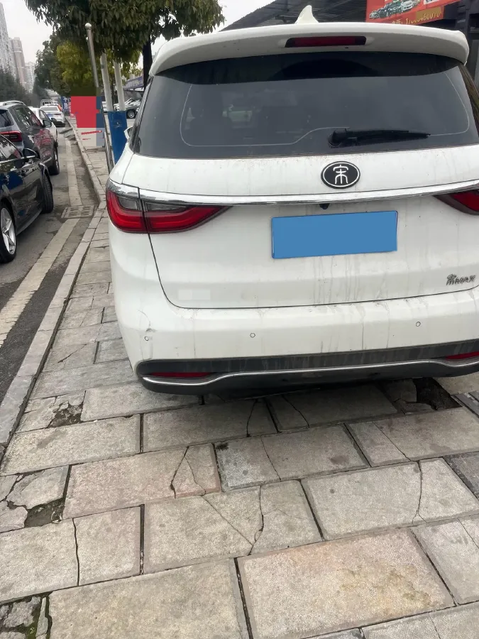 2017 BYD Song MAX 1.5T 154HP L4 6MT,autocango,china used car exporter,china ev exporter,chinese used car exporter,chinese used ev exporter