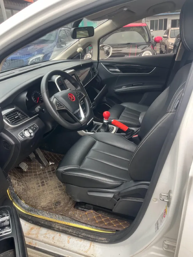 2017 BYD Song MAX 1.5T 154HP L4 6MT,autocango,china used car exporter,china ev exporter,chinese used car exporter,chinese used ev exporter