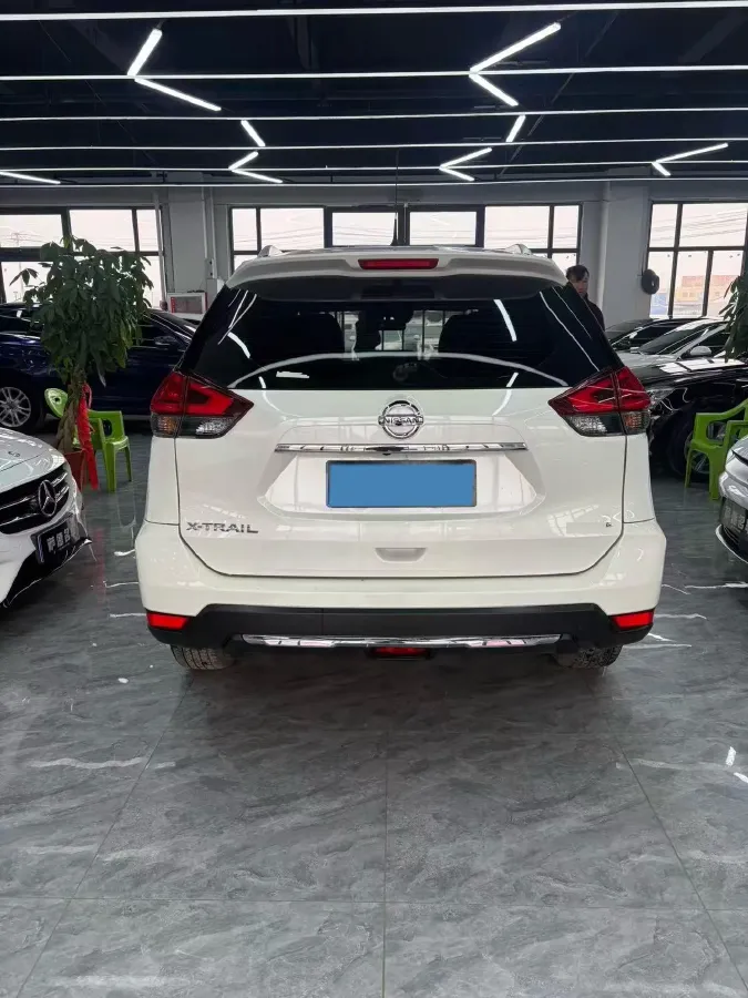 2020 Nissan X-Trail 2.0L 154HP L4 CVT,autocango,china used car exporter,china ev exporter,chinese used car exporter,chinese used ev exporter