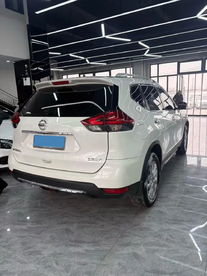 2020 Nissan X-Trail 2.0L 154HP L4 CVT,autocango,china used car exporter,china ev exporter,chinese used car exporter,chinese used ev exporter