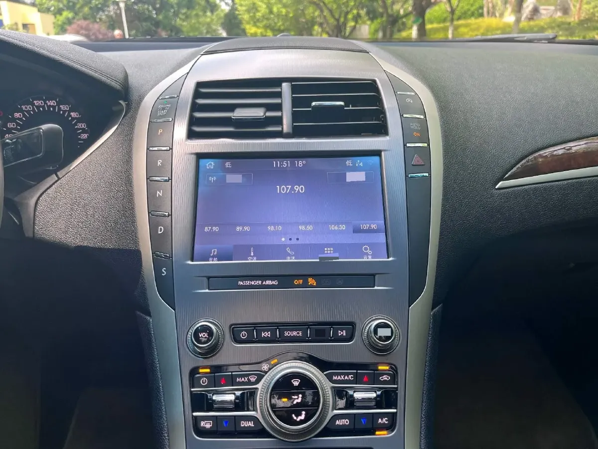 2019 BMW X2 1.5T 140HP L3 7DCT,autocango,china used car exporter,china ev exporter,chinese used car exporter,chinese used ev exporter