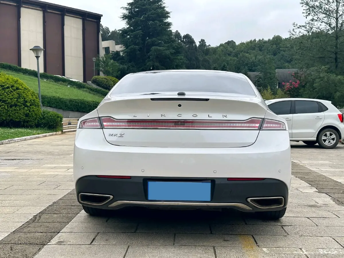 2019 BMW X2 1.5T 140HP L3 7DCT,autocango,china used car exporter,china ev exporter,chinese used car exporter,chinese used ev exporter