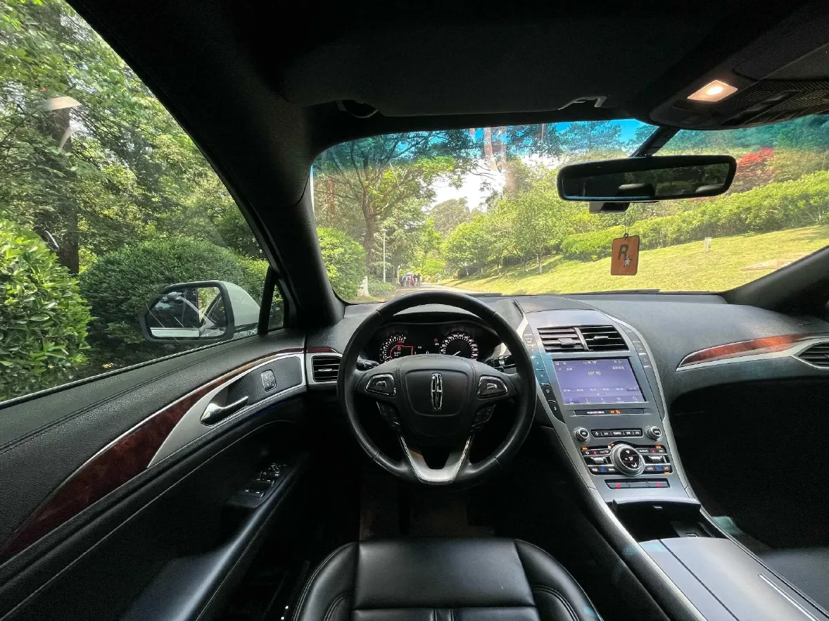 2019 BMW X2 1.5T 140HP L3 7DCT,autocango,china used car exporter,china ev exporter,chinese used car exporter,chinese used ev exporter