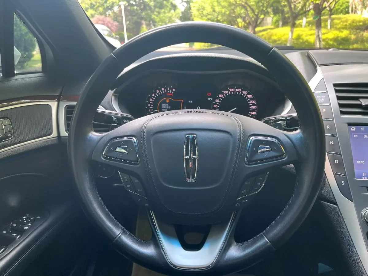 2019 BMW X2 1.5T 140HP L3 7DCT,autocango,china used car exporter,china ev exporter,chinese used car exporter,chinese used ev exporter