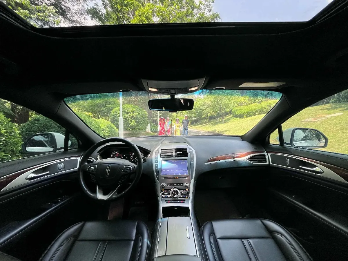 2019 BMW X2 1.5T 140HP L3 7DCT,autocango,china used car exporter,china ev exporter,chinese used car exporter,chinese used ev exporter