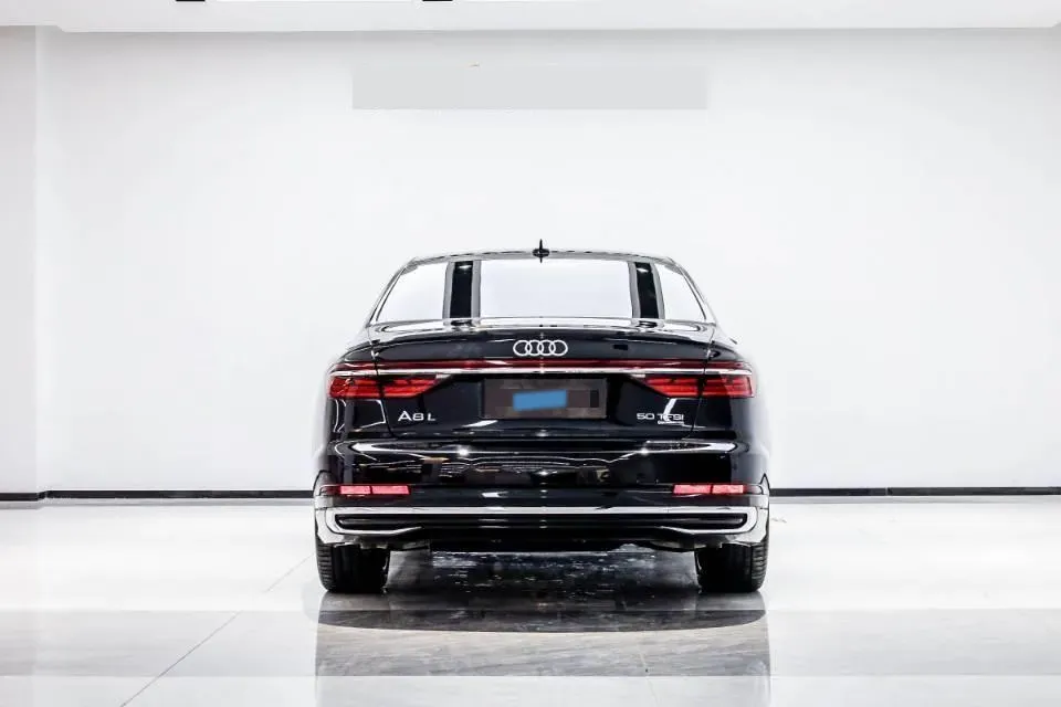 2023 Audi A8 3.0T 286HP V6 8AT,autocango,china used car exporter,china ev exporter,chinese used car exporter,chinese used ev exporter