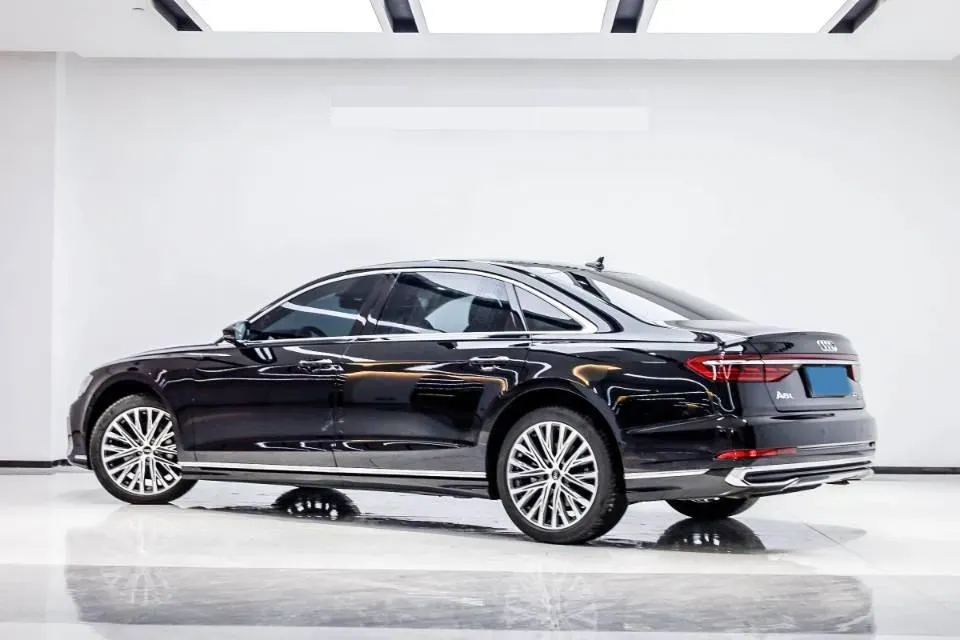 2023 Audi A8 3.0T 286HP V6 8AT,autocango,china used car exporter,china ev exporter,chinese used car exporter,chinese used ev exporter