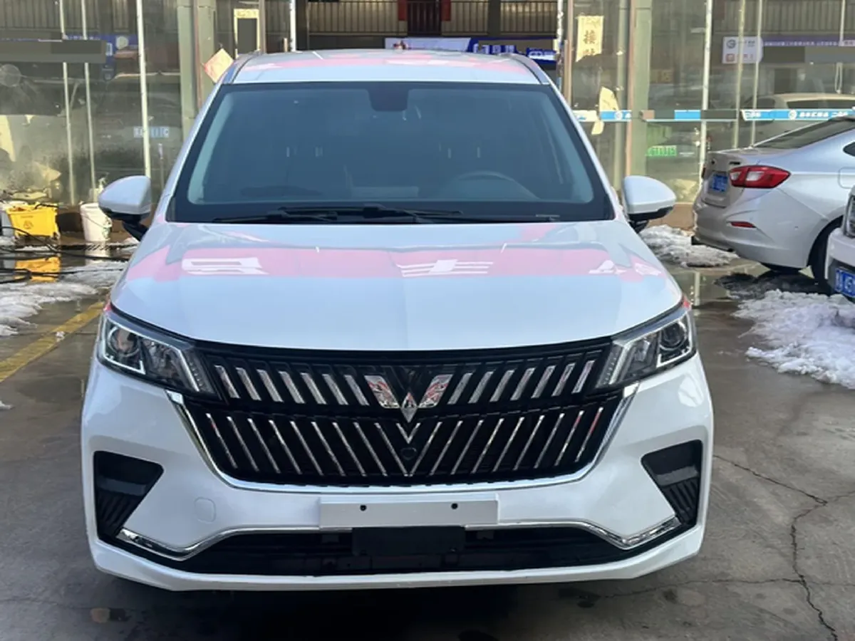 2022 WuLing JiaChen 1.5L 99HP L4 6MT,autocango,china used car exporter,china ev exporter,chinese used car exporter,chinese used ev exporter