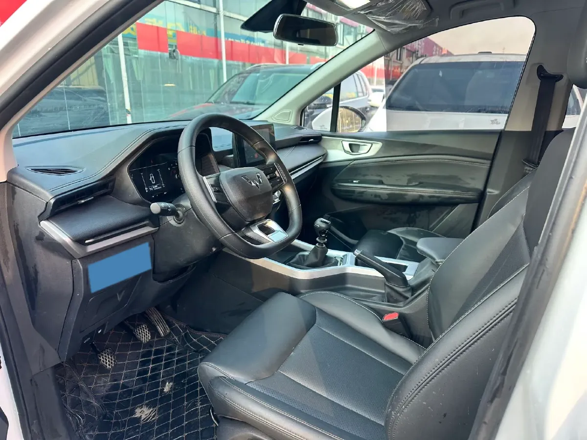 2022 WuLing JiaChen 1.5L 99HP L4 6MT,autocango,china used car exporter,china ev exporter,chinese used car exporter,chinese used ev exporter
