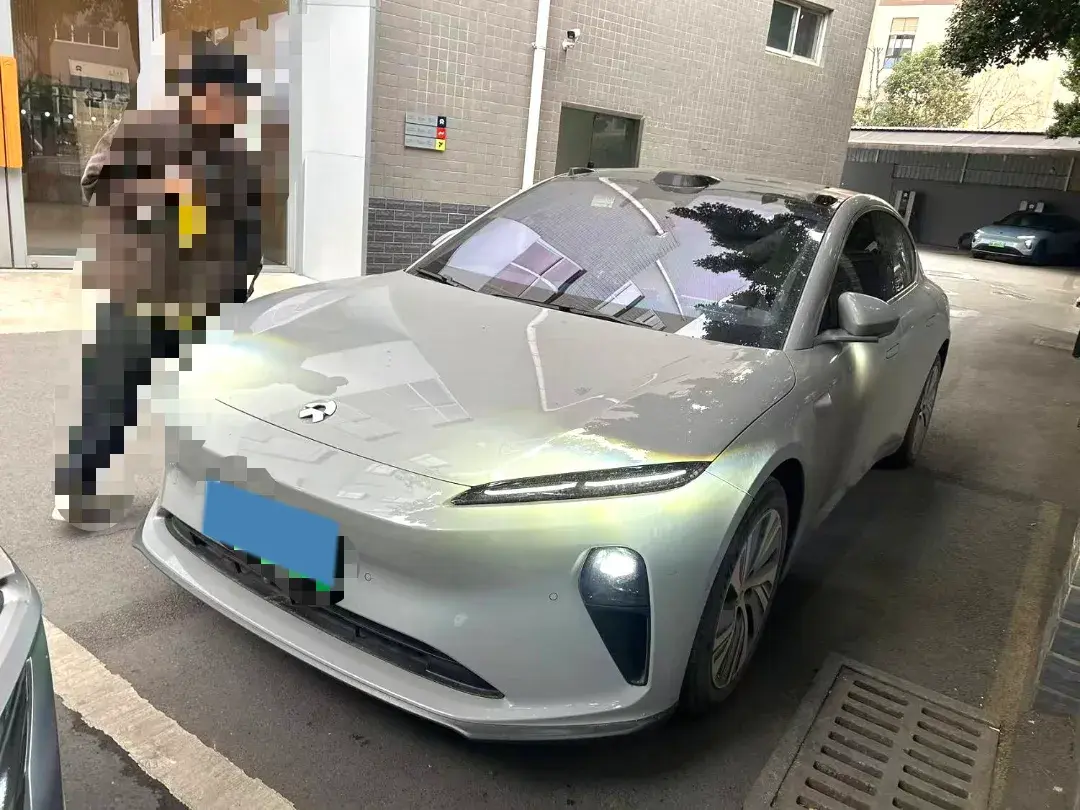 2024 NIO ET5 BEV 75KWH