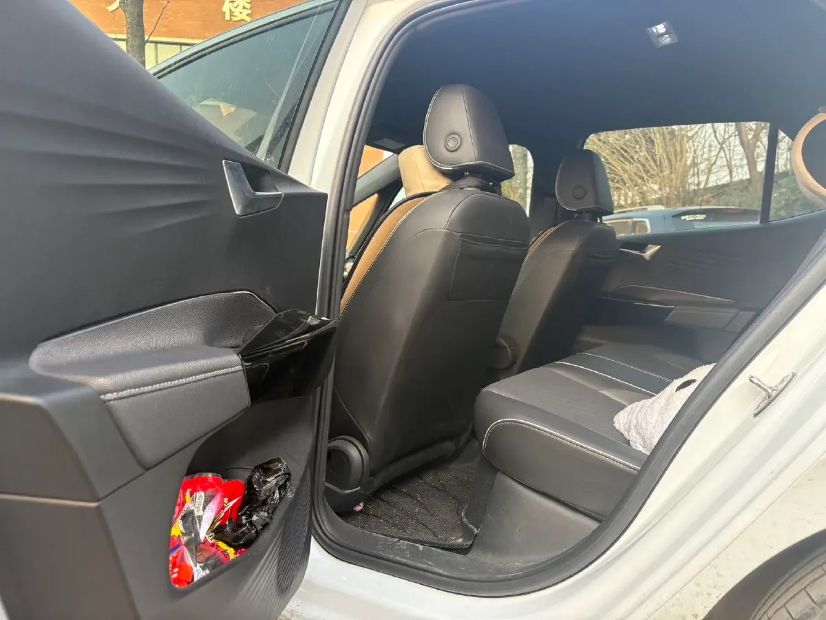 2023 Volkswagen ID.3 BEV 52.8KWH,autocango,china used car exporter,china ev exporter,chinese used car exporter,chinese used ev exporter