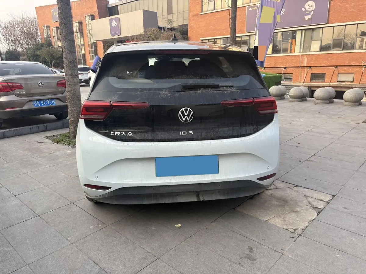 2023 Volkswagen ID.3 BEV 52.8KWH,autocango,china used car exporter,china ev exporter,chinese used car exporter,chinese used ev exporter