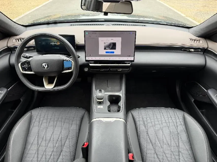 2026 ChangAn Eado 1.5T 192HP L4 7DCT,autocango,china used car exporter,china ev exporter,chinese used car exporter,chinese used ev exporter