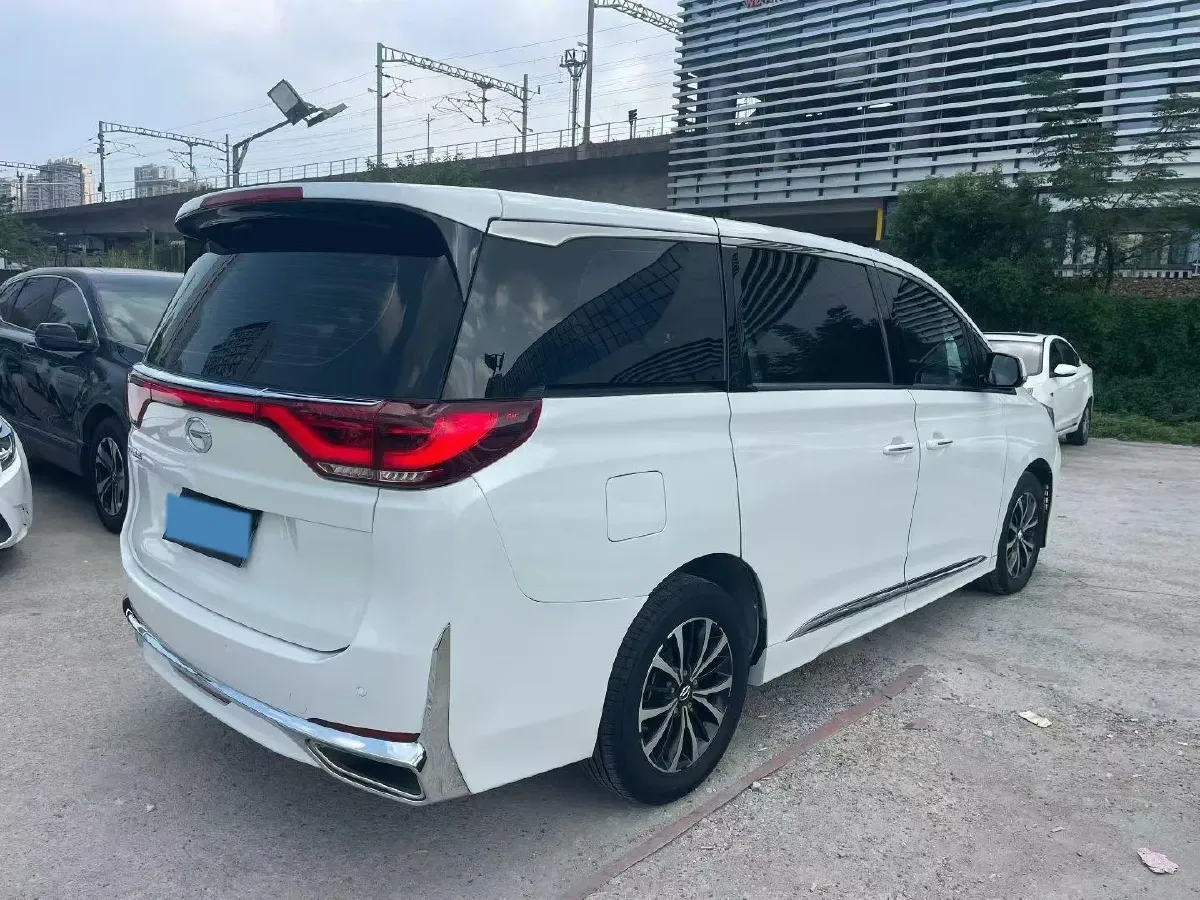 2021 GAC Trumpchi M8 2.0T 252HP L4 8AT,autocango,china used car exporter,china ev exporter,chinese used car exporter,chinese used ev exporter