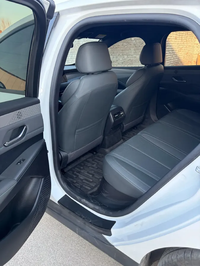 2025 BYD Qin Plus 1.5L 101HP L4 E-CVT PHEV 7.68KWH,autocango,china used car exporter,china ev exporter,chinese used car exporter,chinese used ev exporter