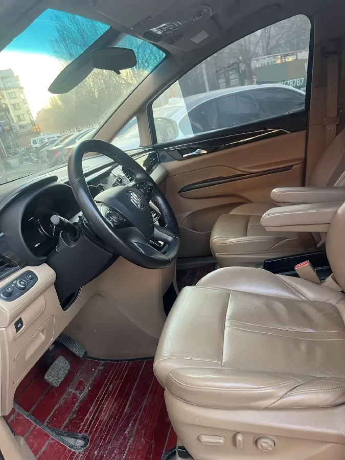 2018 Buick GL8 2.0T 260HP L4 6AT,autocango,china used car exporter,china ev exporter,chinese used car exporter,chinese used ev exporter