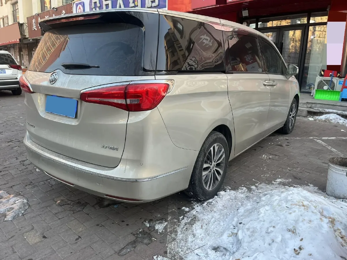 2018 Buick GL8 2.0T 260HP L4 6AT,autocango,china used car exporter,china ev exporter,chinese used car exporter,chinese used ev exporter