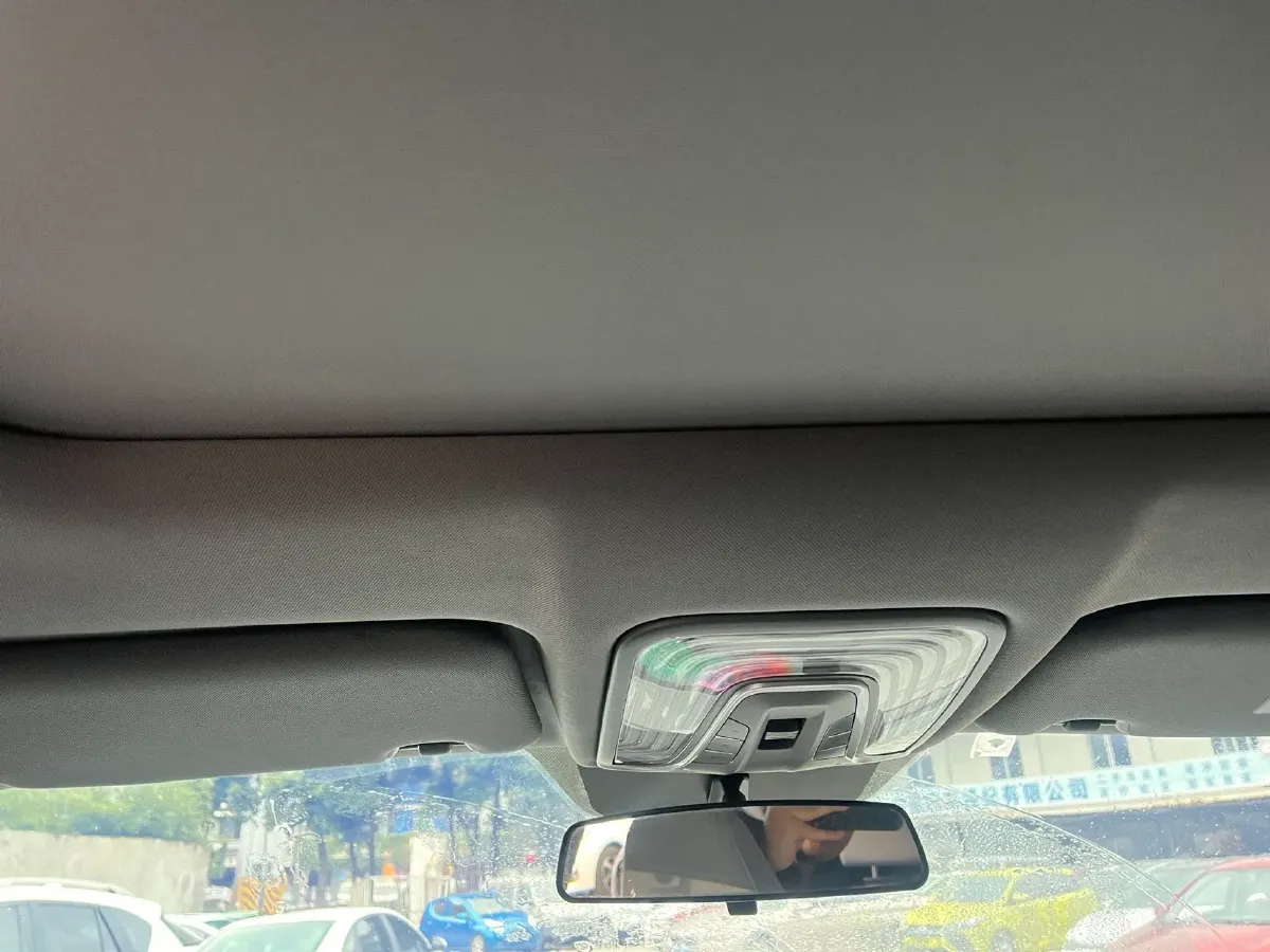 2022 ChangAn CS75 Plus 2.0T 233HP L4 8AT,autocango,china used car exporter,china ev exporter,chinese used car exporter,chinese used ev exporter