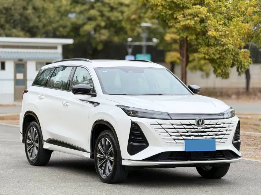 2024 ChangAn CS75 Plus 1.5T 188HP L4 8AT,autocango,china used car exporter,china ev exporter,chinese used car exporter,chinese used ev exporter