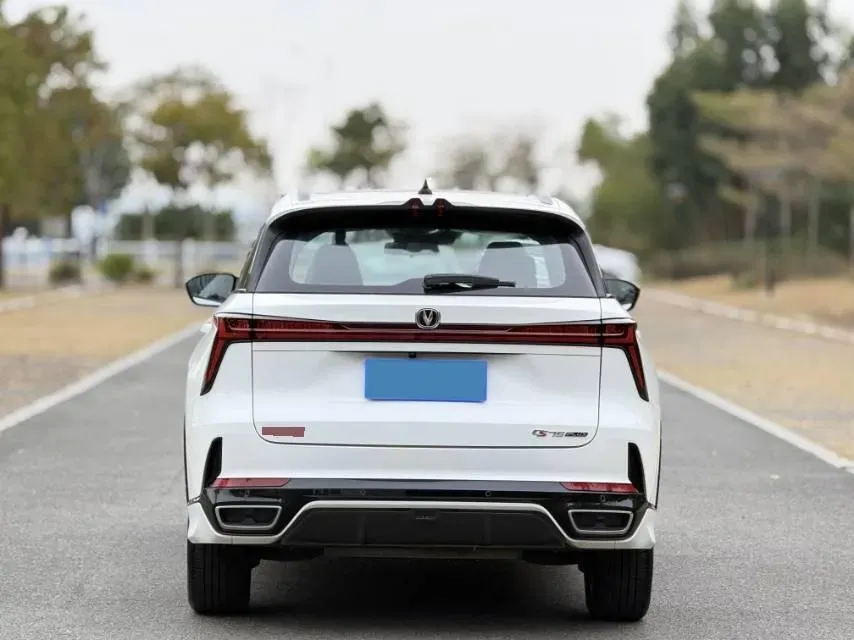 2024 ChangAn CS75 Plus 1.5T 188HP L4 8AT,autocango,china used car exporter,china ev exporter,chinese used car exporter,chinese used ev exporter