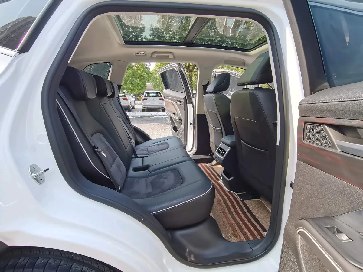 2021 Haval H6 1.5T 150HP L4 7DCT,autocango,china used car exporter,china ev exporter,chinese used car exporter,chinese used ev exporter