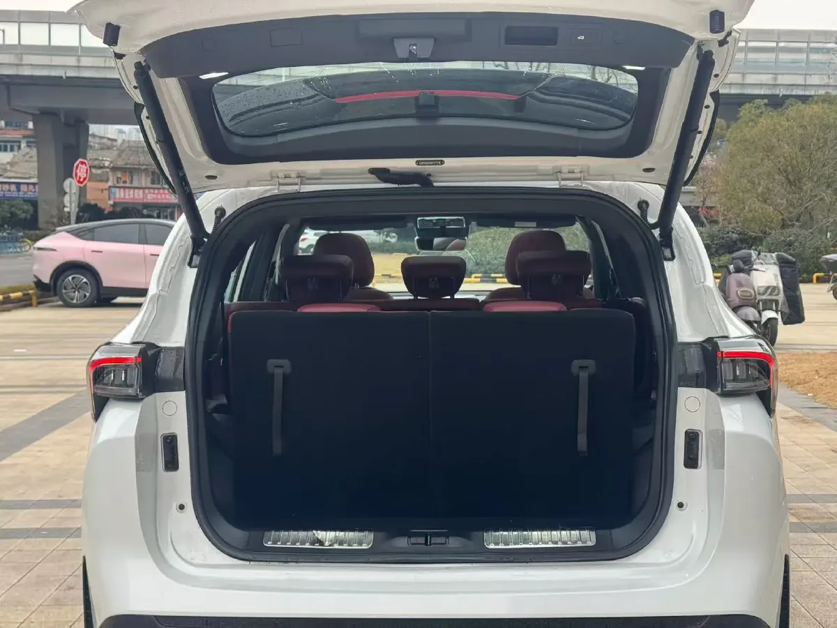 2025 Jetour X70 Plus 1.5T 184HP L4 7DCT,autocango,china used car exporter,china ev exporter,chinese used car exporter,chinese used ev exporter