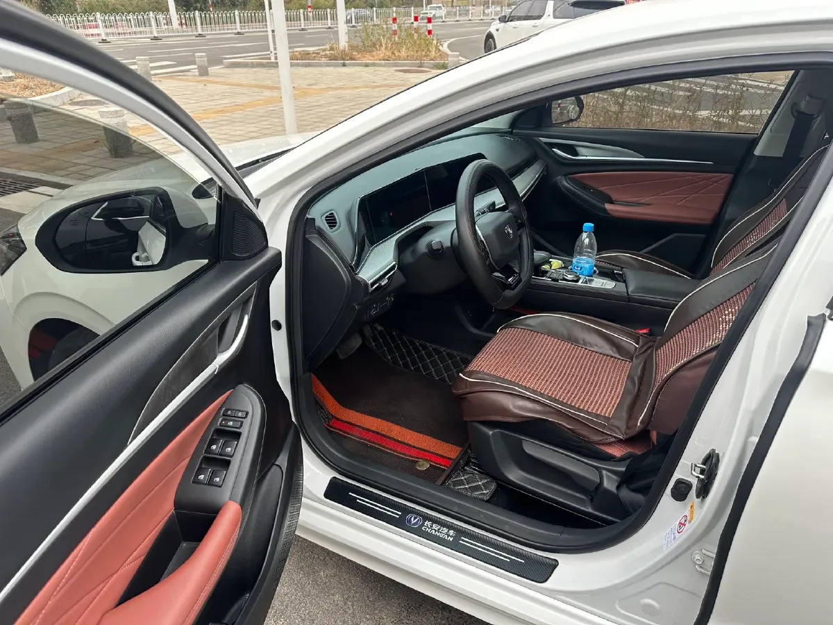 2021 ChangAn Eado 1.4T 160HP L4 7DCT,autocango,china used car exporter,china ev exporter,chinese used car exporter,chinese used ev exporter
