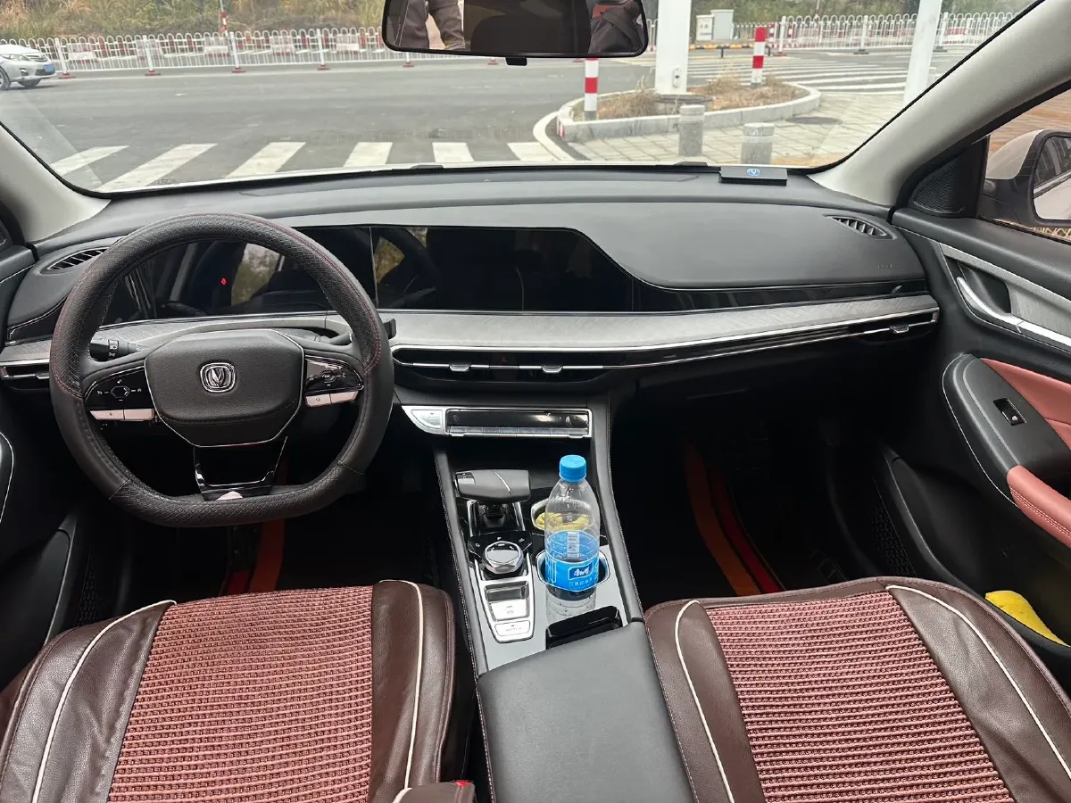 2021 ChangAn Eado 1.4T 160HP L4 7DCT,autocango,china used car exporter,china ev exporter,chinese used car exporter,chinese used ev exporter