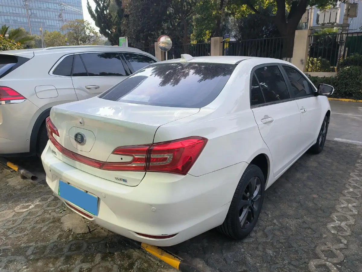 2017 BYD Qin 1.5T 154HP L4 6DCT PHEV 15.2KWH,autocango,china used car exporter,china ev exporter,chinese used car exporter,chinese used ev exporter