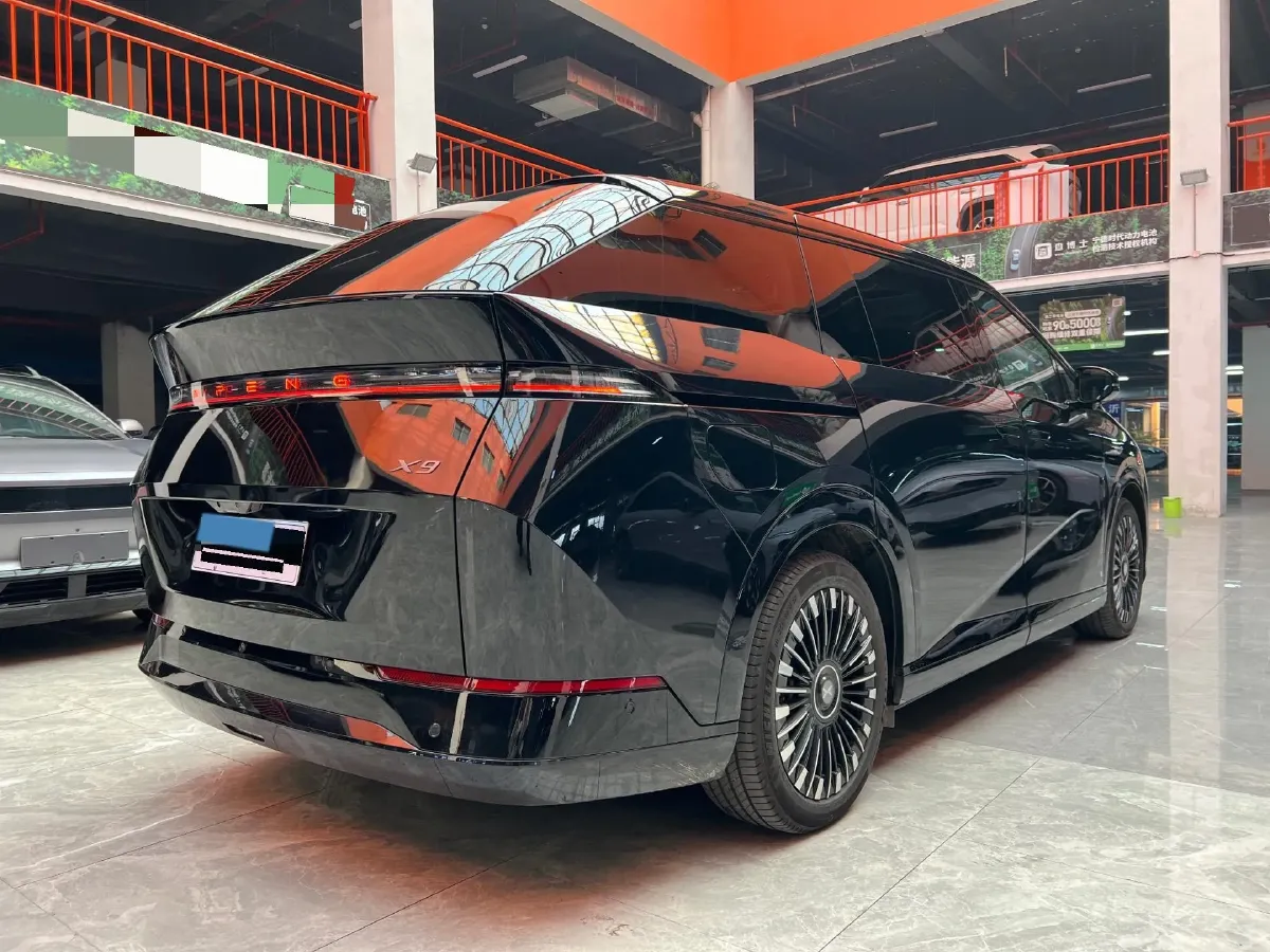 2025 Xpeng X9 BEV,autocango,china used car exporter,china ev exporter,chinese used car exporter,chinese used ev exporter