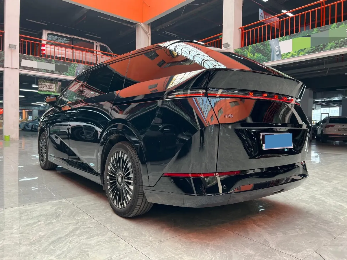 2025 Xpeng X9 BEV,autocango,china used car exporter,china ev exporter,chinese used car exporter,chinese used ev exporter