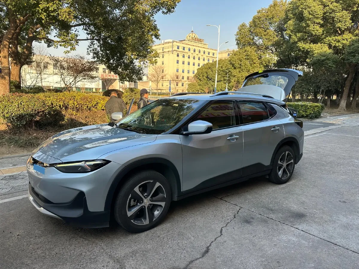 2022 Bestune T99 2.0T 224HP L4 6AT,autocango,china used car exporter,china ev exporter,chinese used car exporter,chinese used ev exporter