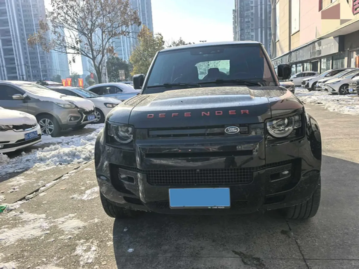 2024 Land Rover Defender 3.0T 400HP L6 8AT,autocango,china used car exporter,china ev exporter,chinese used car exporter,chinese used ev exporter