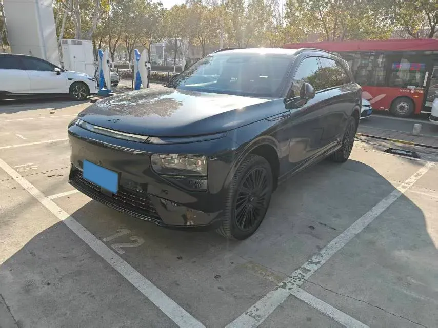 2025 Xpeng G9 BEV 79KWH,autocango,china used car exporter,china ev exporter,chinese used car exporter,chinese used ev exporter