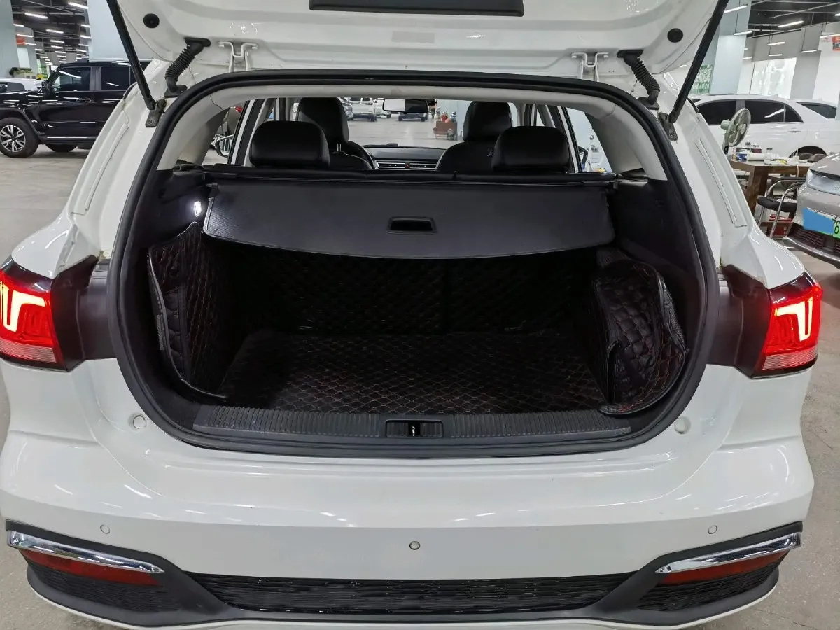 2019 Roewe Ei5 BEV 52.5KWH,autocango,china used car exporter,china ev exporter,chinese used car exporter,chinese used ev exporter