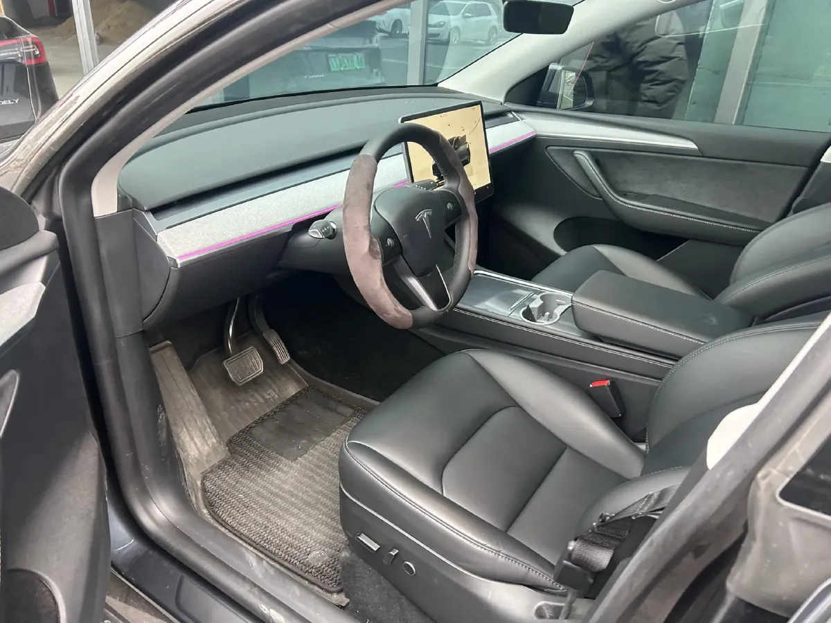 2024 Iveco OuSheng BEV 77.28KWH,autocango,china used car exporter,china ev exporter,chinese used car exporter,chinese used ev exporter