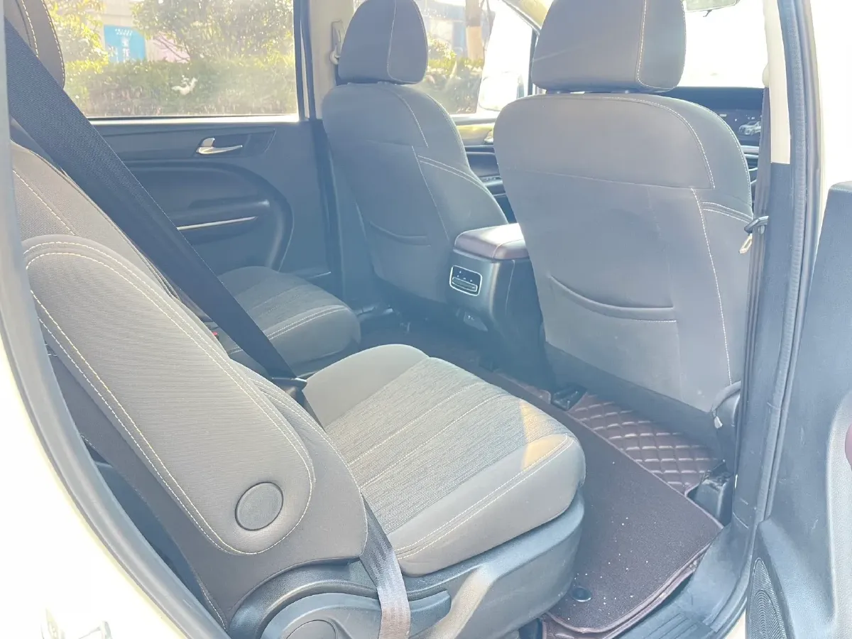 2021 GAC Trumpchi M6 1.5T 169HP L4 7DCT,autocango,china used car exporter,china ev exporter,chinese used car exporter,chinese used ev exporter