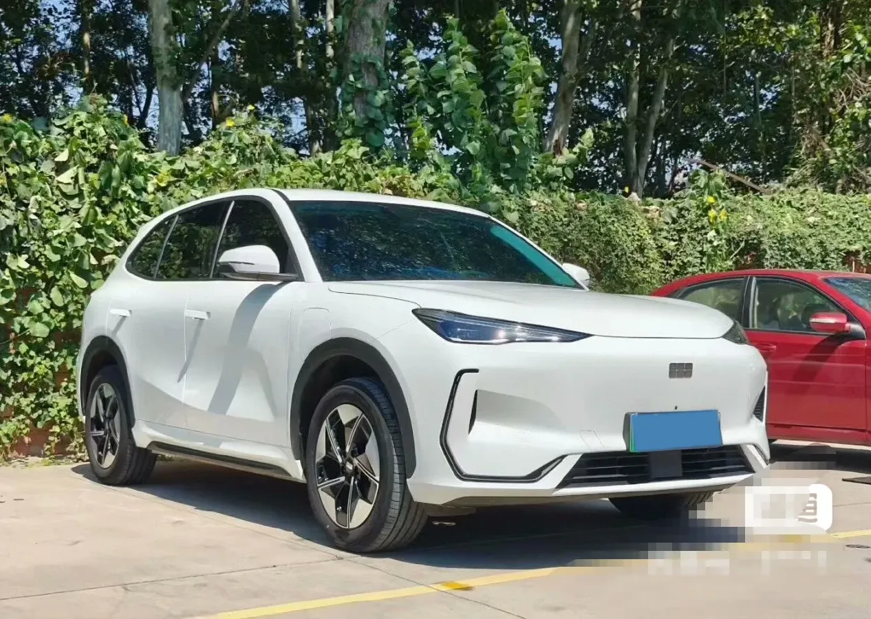 2024 Geely Emgrand L HiP 1.5T 181HP L4 3DHT PHEV 15.5KWH,autocango,china used car exporter,china ev exporter,chinese used car exporter,chinese used ev exporter