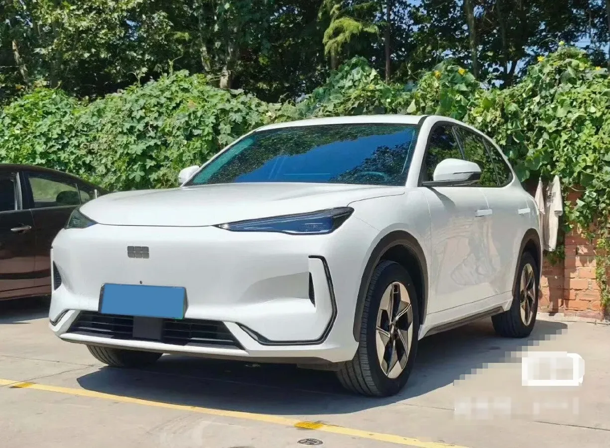 2024 Geely Emgrand L HiP 1.5T 181HP L4 3DHT PHEV 15.5KWH,autocango,china used car exporter,china ev exporter,chinese used car exporter,chinese used ev exporter