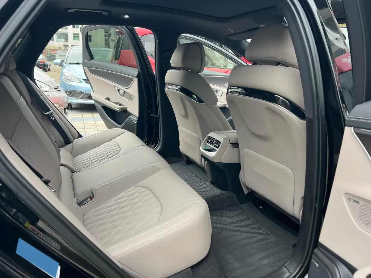 2025 BYD Han 1.5T 156HP L4 E-CVT PHEV,autocango,china used car exporter,china ev exporter,chinese used car exporter,chinese used ev exporter