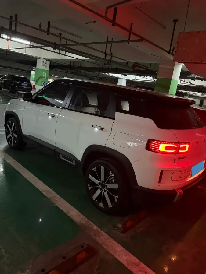 2023 Geely ICON 1.5T 181HP L4 7DCT,autocango,china used car exporter,china ev exporter,chinese used car exporter,chinese used ev exporter